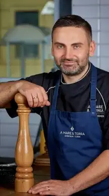le chef damien avec son poivrier personnel